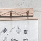 Oak Picture Hanger - Magnetic