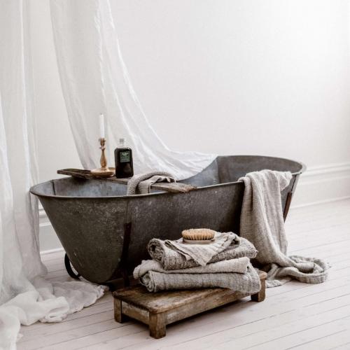 Towels by Talloh