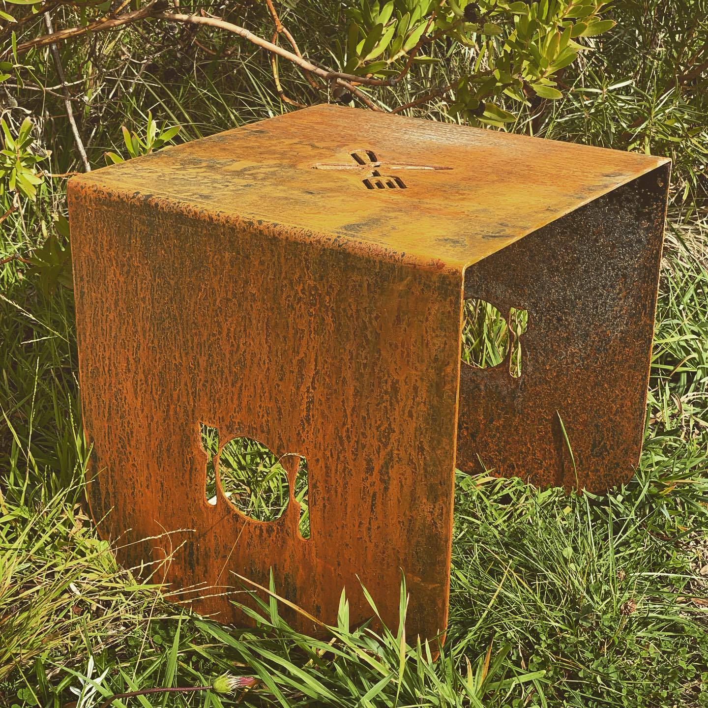 Outdoor Furniture - Cubed Seat